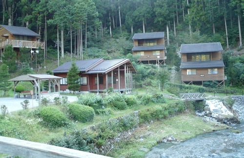 Kurotaki-mura RV Rental | 8 people 2 floors Cottage Miyama Tomosubi / Yoshino county Nara