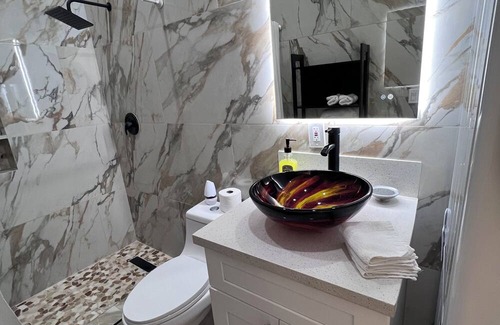 Enterprise House | VIVA LAS VEGAS II