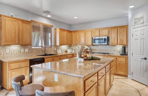 Silverado Ranch House | Lavender Oasis-Your Retreat from the Vegas Hustle