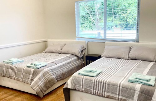 Ludlam Villa | Amazing Blue Bird Lake Mansion. Reimagine Luxury