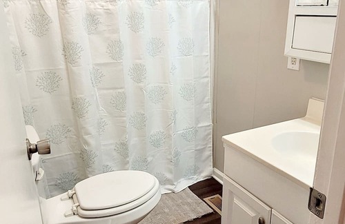 Cameron Cottage | Whistling Pines Cottage