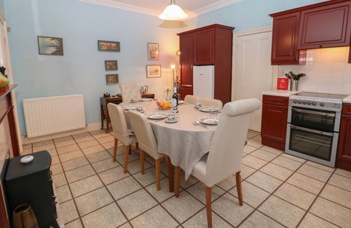 Durham Cottage | LEAZES COTTAGE, family friendly, with a garden in Durham