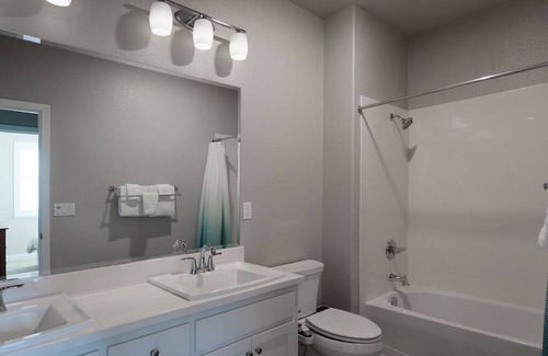 Marina House | Blue Dune - Marina Townhome - New Near the Beach