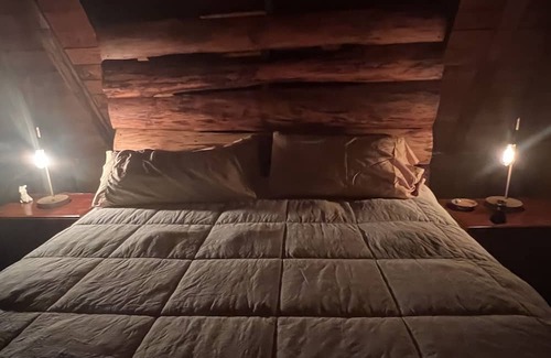 Gallion Cabin | Waterfront secluded cabin on Black Warrior river.