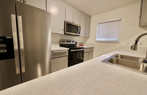 Yuba City Apartment | Newly Remodeled Duplex Delite Walking Distance from Down Town Yuba City