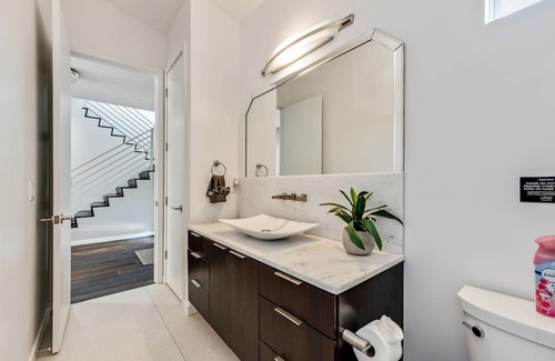 Riviera Bay House | Luxury & High End Heated Pool & Spa Dream House!