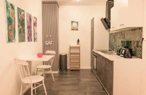 Mitte-Sud Apartment | Georgys Holiday Space