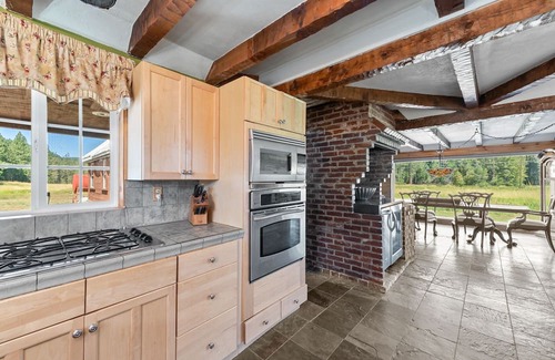 Blairsden-Graeagle House | The Meadow House at The Lost Sierra Ranch w/ Fishing Ponds and 1 Mile Riverfront