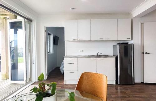 Pukehina House | Seaside Escape