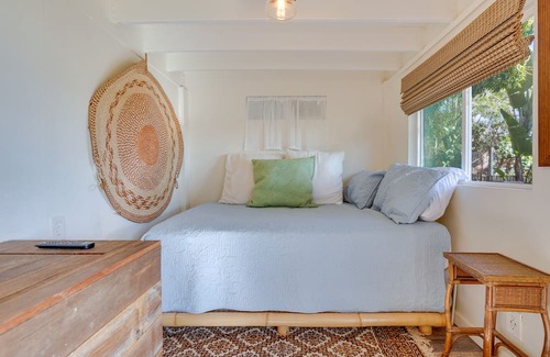 Aiea Apartment | Aiea Studio Apartment with Shared Patio & Views!