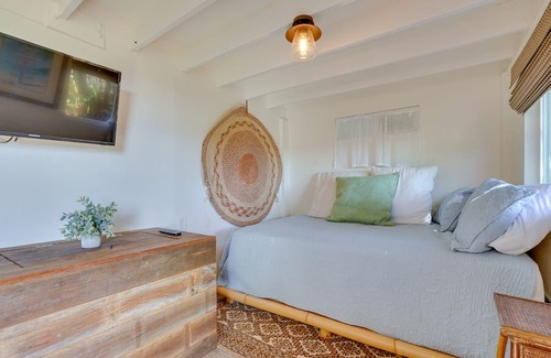 Aiea Apartment | Aiea Studio Apartment with Shared Patio & Views!