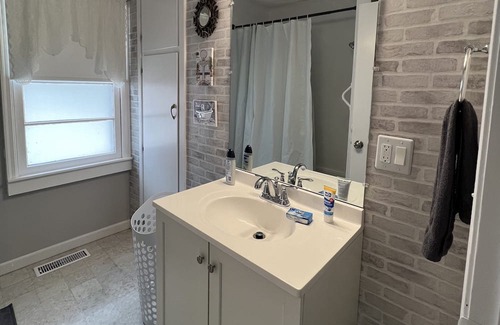 Equality House | Explore the Shawnee National Forest-reserve the SHAWNEE HIDEAWAY