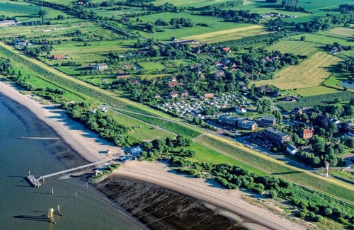 Krautsand Apartment | Elbstrand Resort Krautsand Deck 5, Elbblick