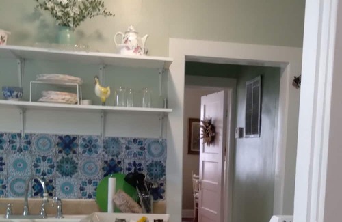 Columbus Cottage | Perfect if you're here for work/extended stay. Great location, pet friendly!