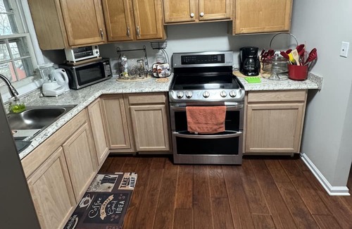 Conway House | Coastal Haven: Tranquil Retreat a mile from the heart of downtown Conway, SC