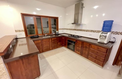 Jabaquara House | Casa Super Nova Praia do Jabaquara -3 Suítes