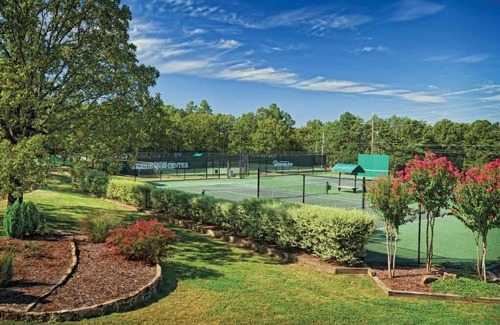 Fairfield Bay Resort | Club Wyndham Resort Arkansas Deluxe Stay