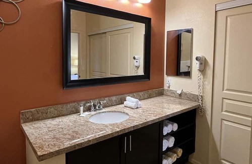 Spring Valley Resort | Family sized Las Vegas condo!