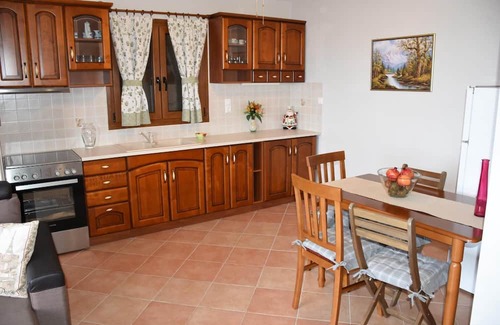 Sourpi Apartment | Goddess Artemis Apartment