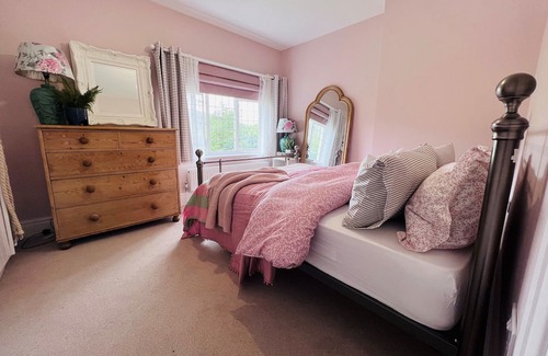 Pontsticill House | Idyllic Location | Great for Groups