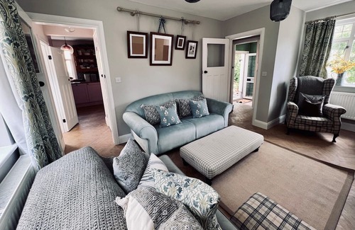 Pontsticill House | Idyllic Location | Great for Groups