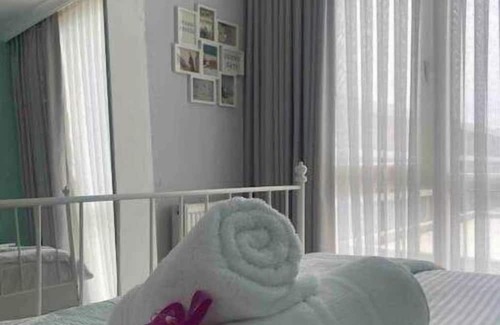 Basaksehir Apartment | Stylish1+1 flat with sunset view