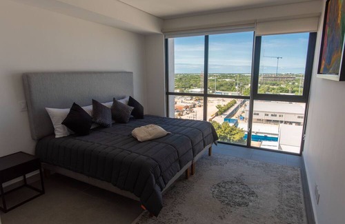 Xcumpich Apartment | New Deluxe Unit, Signature Condominium by The Harbor