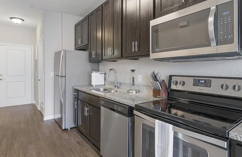 Meadow Woods Apartment | Modern Apartment in Prime Location (ID1326X971)