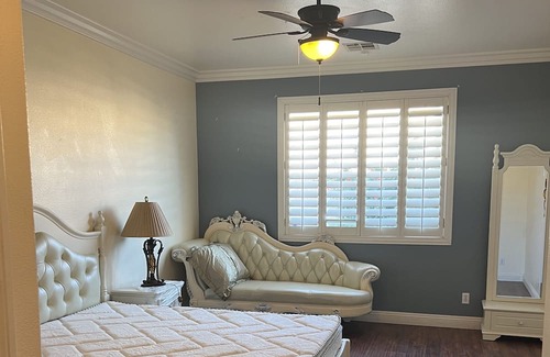 Rhodes Ranch House | “5BR Luxe Home + office, Private Pool & Spa in Rhodes Ranch golf court - Vegas!”