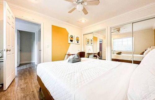 Vernon House | Stylish 4-BR Abode - ROG