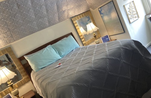 Pittsburgh Apartment | Highland Park Pittsburgh