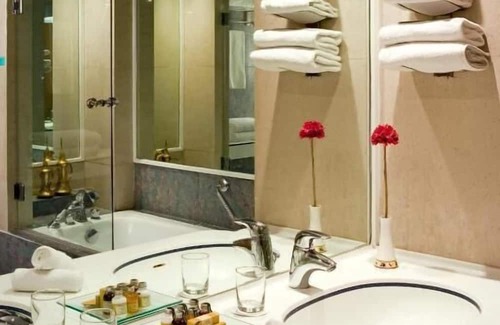 Al Ain Apartment | Deluxe Room Near Jabel Hafeet Mountain View Point