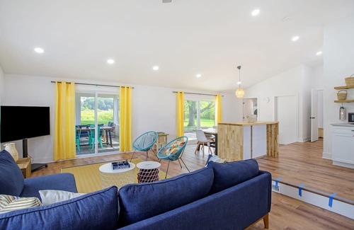 Bridgman House | Dog-friendly home near Lake Michigan with pool, hot tub, & modern interior