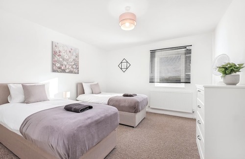 Newborough House | Whitwell Road by MT Property