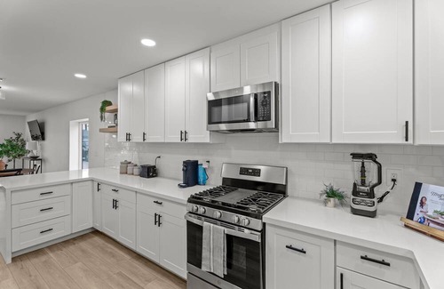 Coronado Villa | Charm In Coronado: Your Perfect Getaway W/ Casita