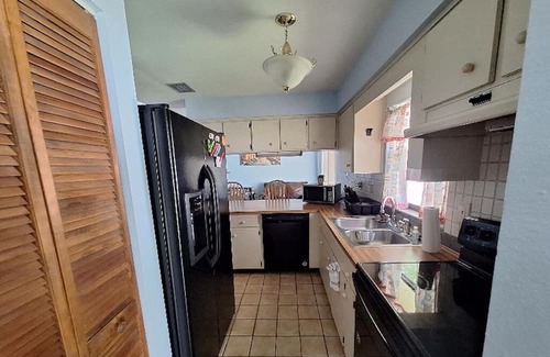 Orient Park House | The Great Destination - 3 Bedroom Home