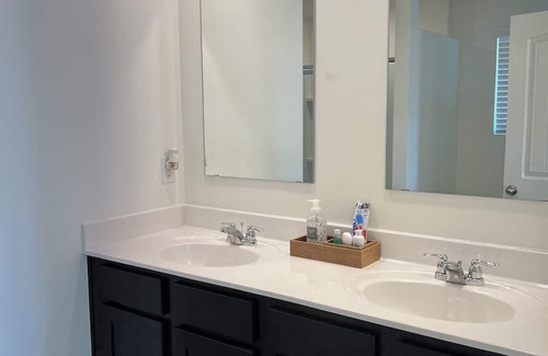 McCalla House | McCalla Modern Oasis. 25 minutes from Tuscaloosa and Birmingham!