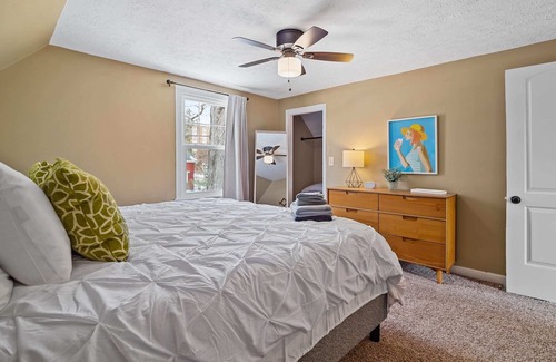 Berea House | River Dog | Entire House | Pet Friendly