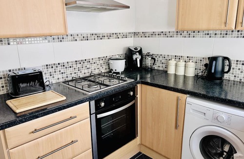 Kirkdale House | Stunning 2-Bed House in Liverpool