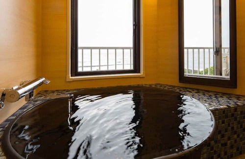 Minamikyushu House | Exquisite spiny lobster Half Board plan Nonsmoking JapaneseWestern Room / Minamikyushu Kagoshima