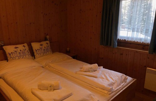 Sonnenalpe Nassfeld Apartment | Beautiful chalet apartment - ski-in & ski-out