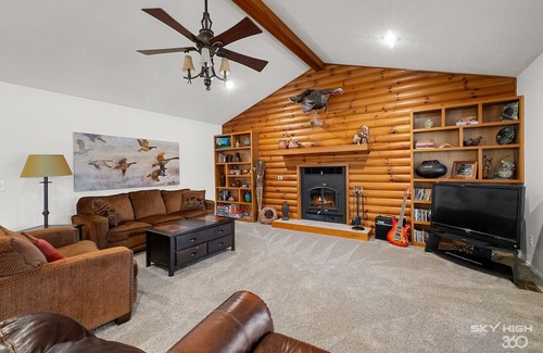 Cotter Cabin | Riverfront Relaxation