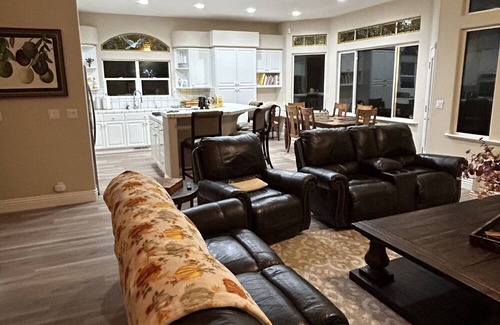 Birds Landing House | Country home located on a 10 acre olive farm in Historic Byron.