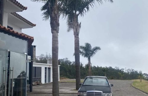 Campanario Villa | Remarkable 3-Bed Villa in Funchal madeira