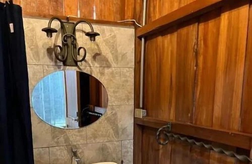 La Fortuna Cabin | Cabin in La Fortuna, Costa Rica. Cabin Ceiba EcoContainer in La Fortuna