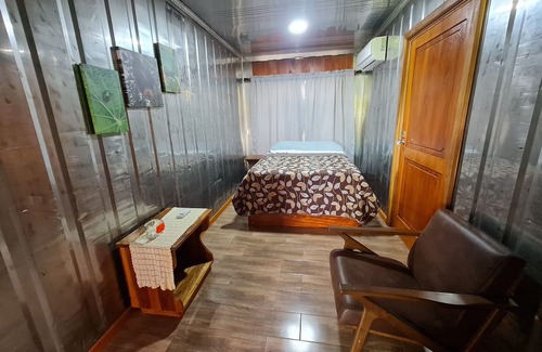 La Fortuna Cabin | Cabin in La Fortuna, Costa Rica. Cabin Ceiba EcoContainer in La Fortuna