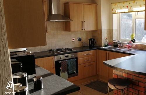 Southampton House | Inviting 4-Bed House in Southampton - Home away