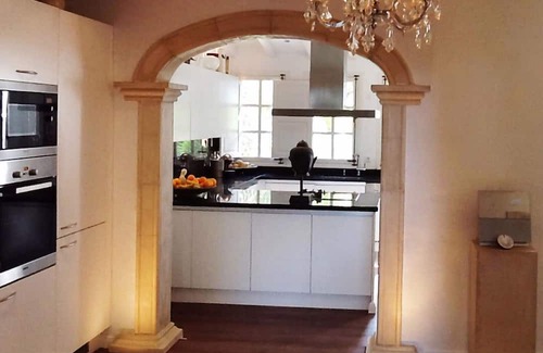 Binissalem Villa | Exclusive 5 Bedroom Villa with Private Pool, Mallorca Villa 1061