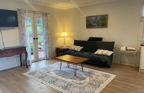 Balmoral Other | Balmoral Village End of the Road Cottage No.5