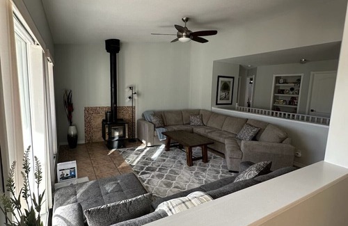 Jasper East House | Hinton Folding Mountain 12